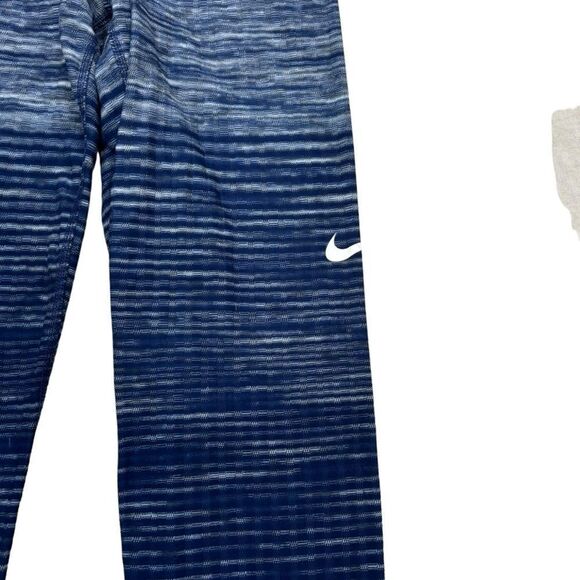 Ladies Nike Pro Hyperwarm England Nordic Print Leggings Size Medium - Picture 5 of 14